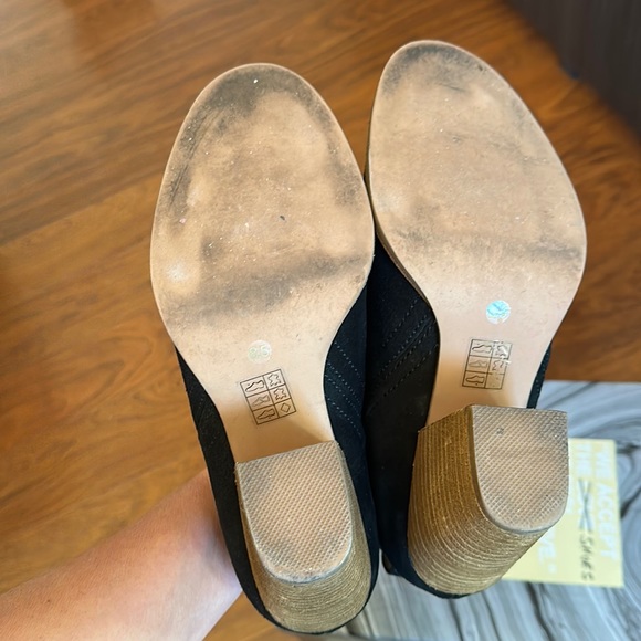 Jeffrey Campbell Rosalee-Black Oiled Suede Booties - Picture 7 of 10